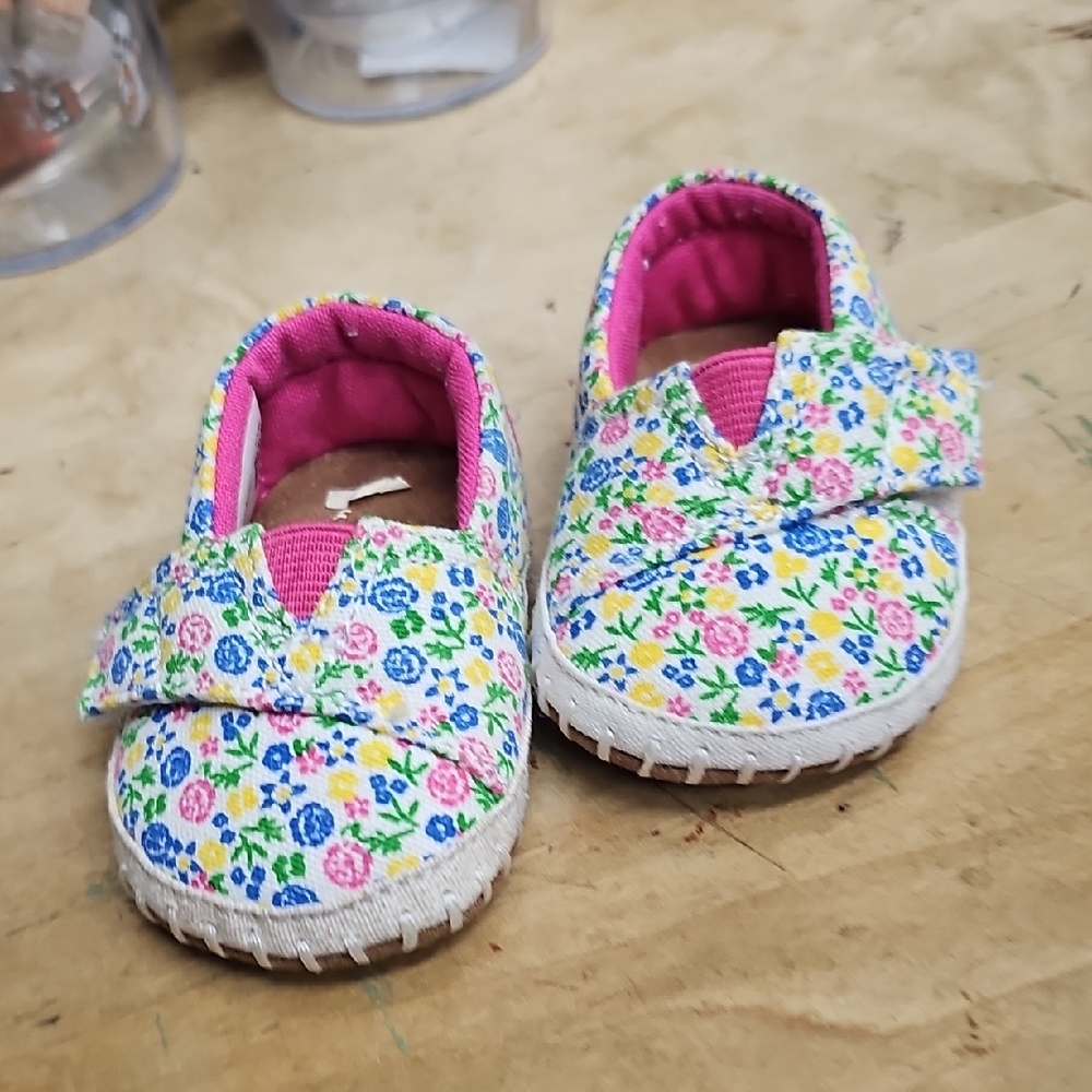 Toms Floral Baby Shoes with Pink Interior